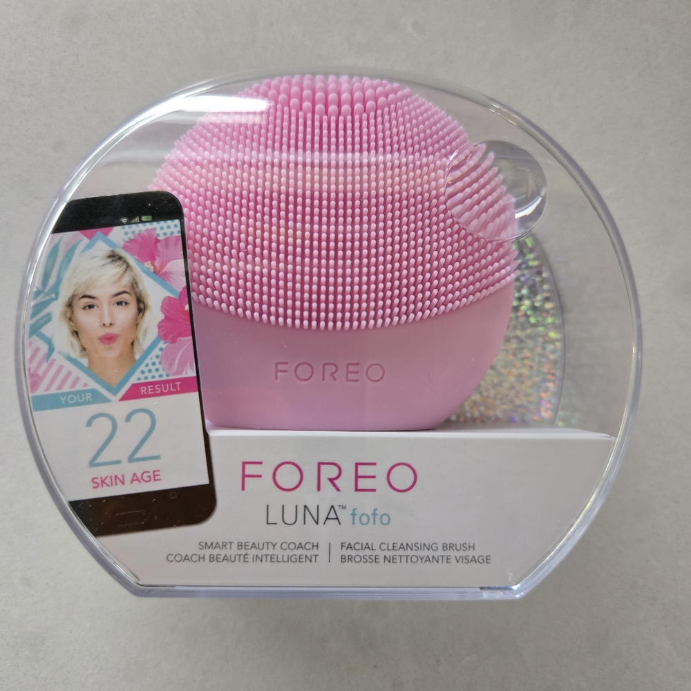 Foreo Luna Fofo Pink Facial Cleansing Brush